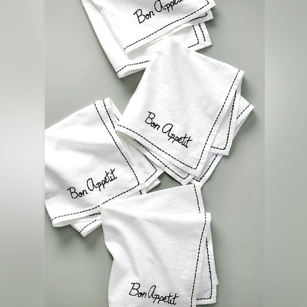 Anthropologie 100% cotton embroidered napkin set of 4